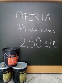 Pizarra con oferta